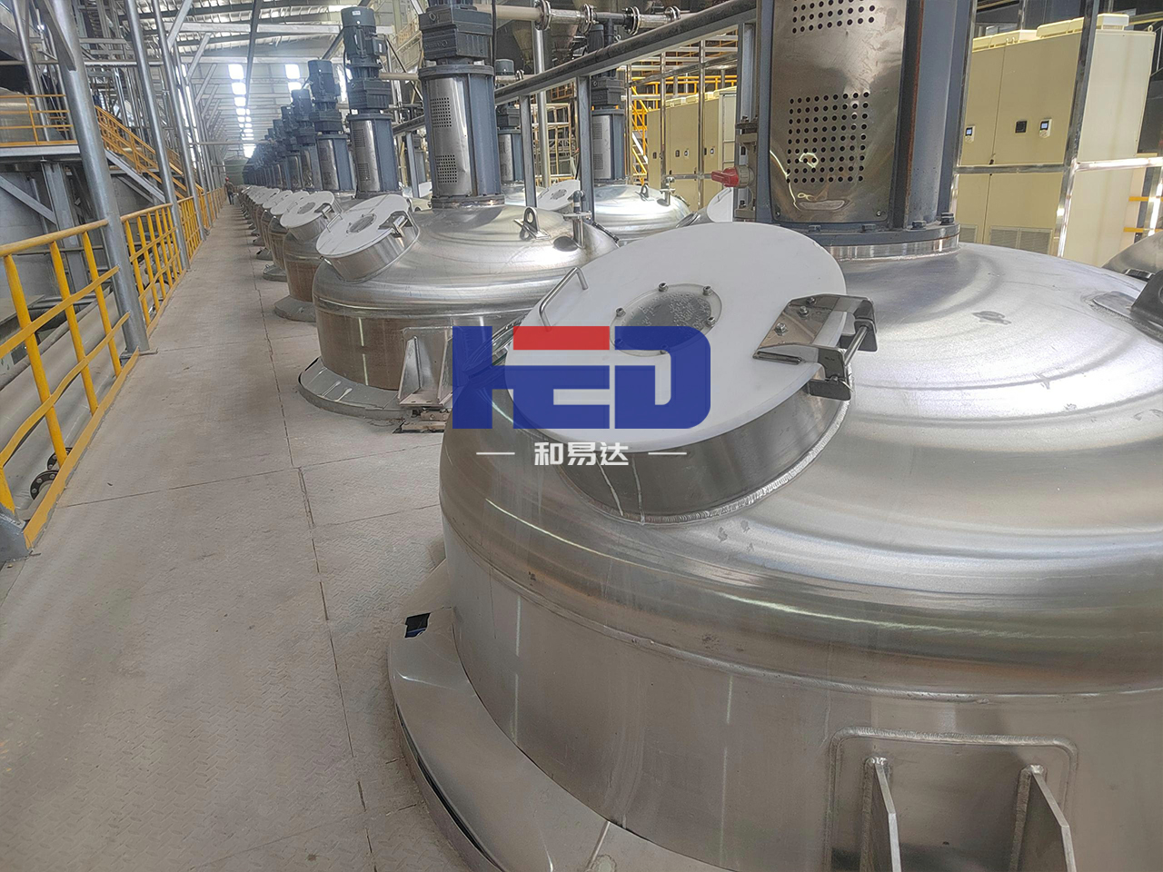 云南某項(xiàng)目二期——年產(chǎn)萬(wàn)噸級(jí)新能源鋰電自動(dòng)化生產(chǎn)線不銹鋼罐體